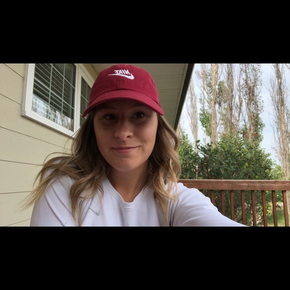 Meet your Posher, Meghan - Picture 1 of 1